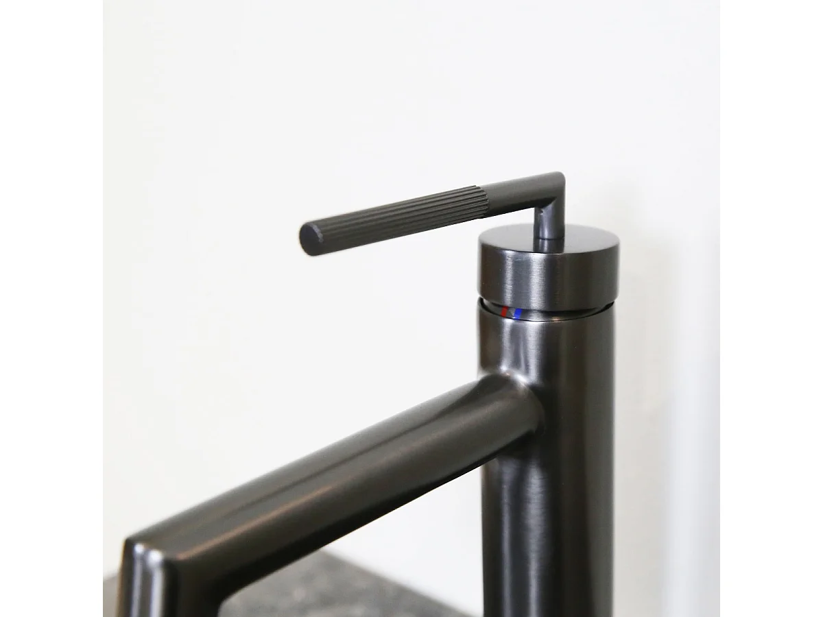 Portofino mitigeur lavabo bas gris gun métal - Essebagno