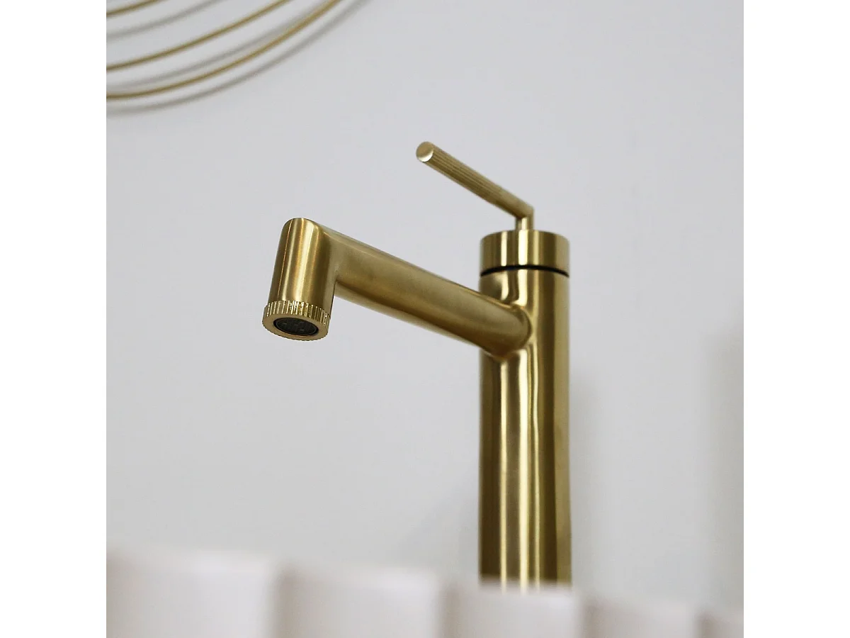 Portofino hoher Waschtischmischer gebürstetes Gold Essebagno