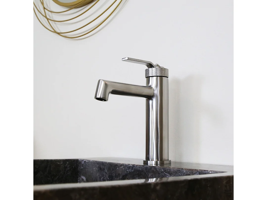 Molette mitigeur lavabo bas façon inox brossé - Essebagno