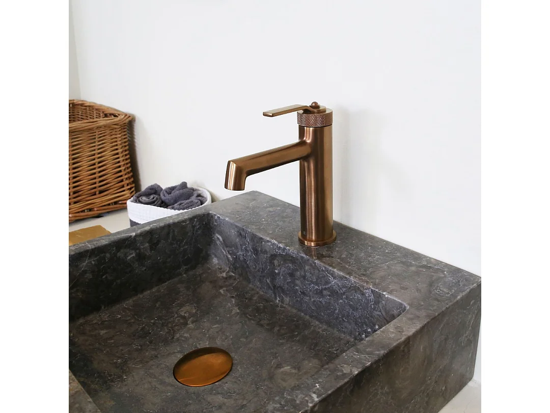 Molette mezclador bajo lavabo cobre cepillado Essebagno