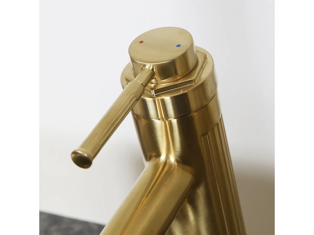 Art Deco Miscelatore per lavabo basso in oro spazzolato Essebagno