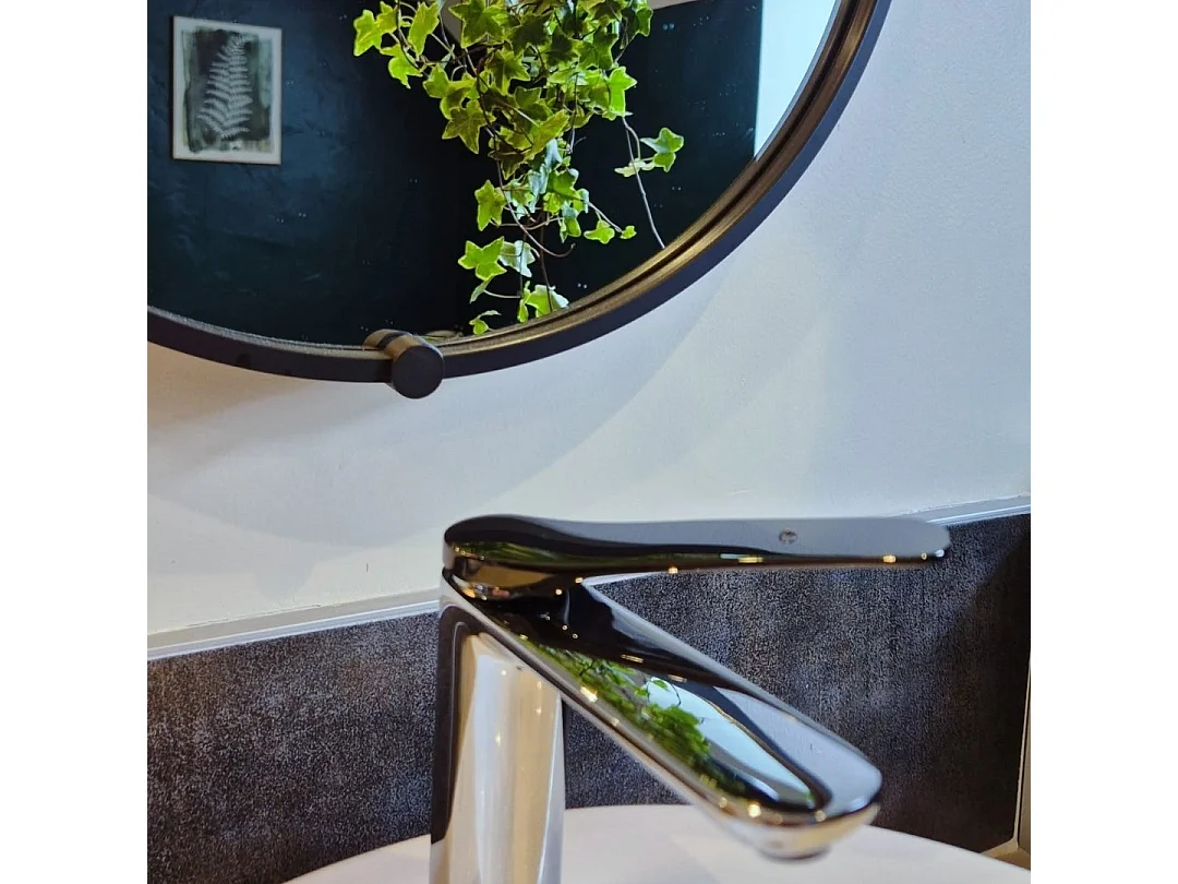 Pandora mitigeur lavabo bas chrome et noir - Essebagno