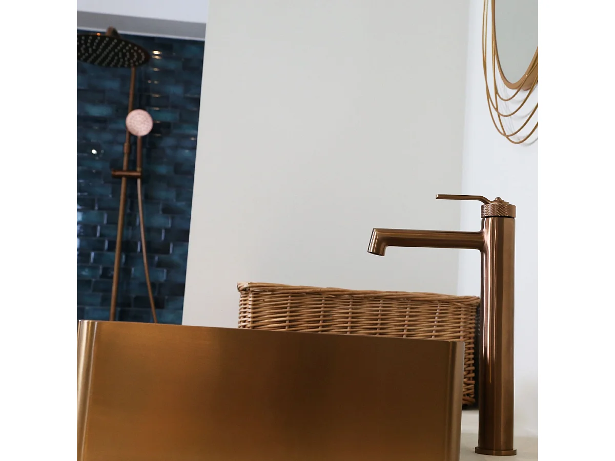 Molette Torneira alta para lavatório em cobre escovado Essebagno