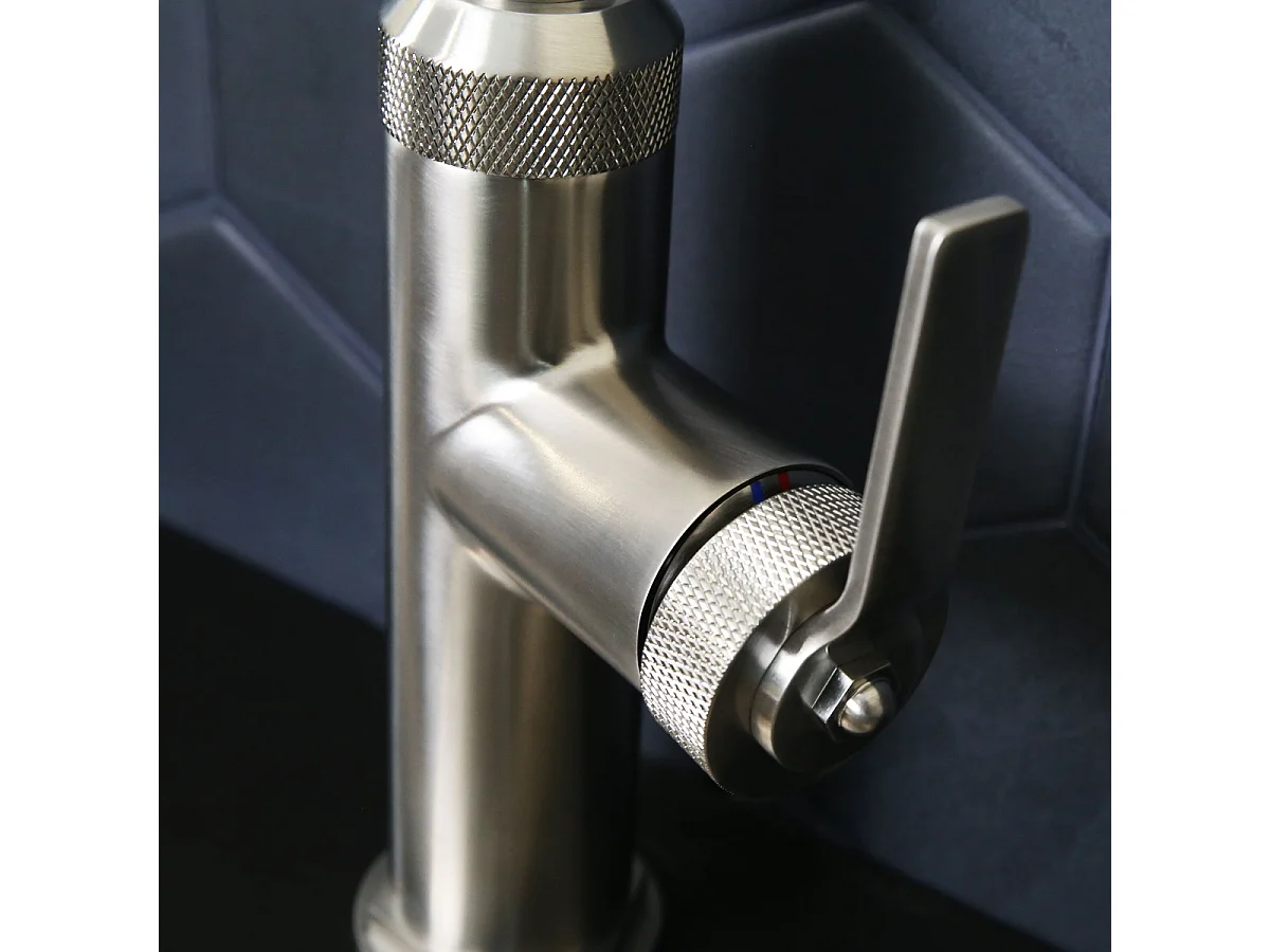 Molette Mezclador de fregadero de acero inoxidable Essebagno