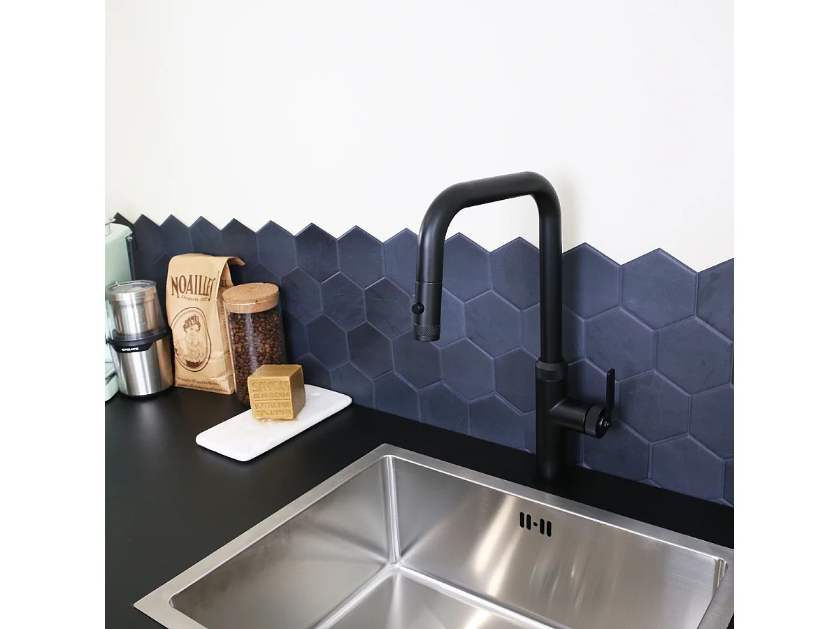 Molette mitigeur évier à douchette extractible noir mat - Essebagno