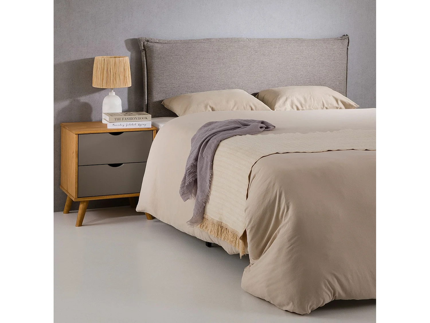 Tête de lit VINCEL 160 rembourrée, En tissu polyester pour lit 160 cm, Sur pieds en bois, Gris