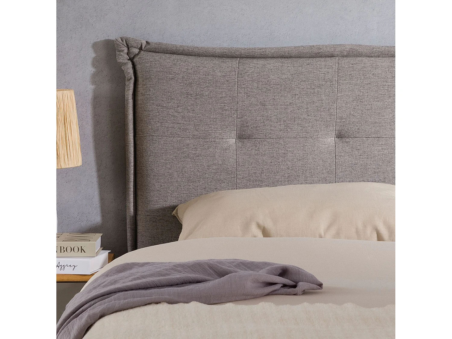 Tête de lit ZELOX 160 capitonnée, En tissu rembourré, Pieds en bois, Design élégant, Pour lits 160 cm, Gris