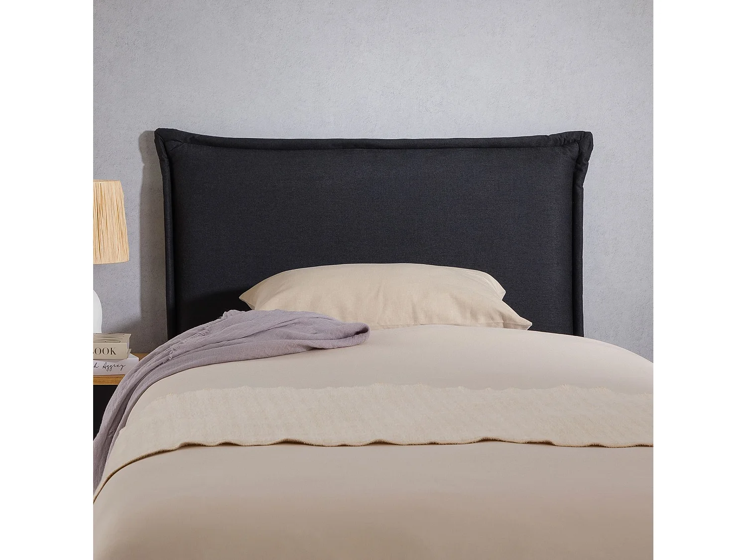 Tête de lit NERINA 90 rembourrée, En tissu polyester pour lit 90 cm, Sur pieds en bois, Noir