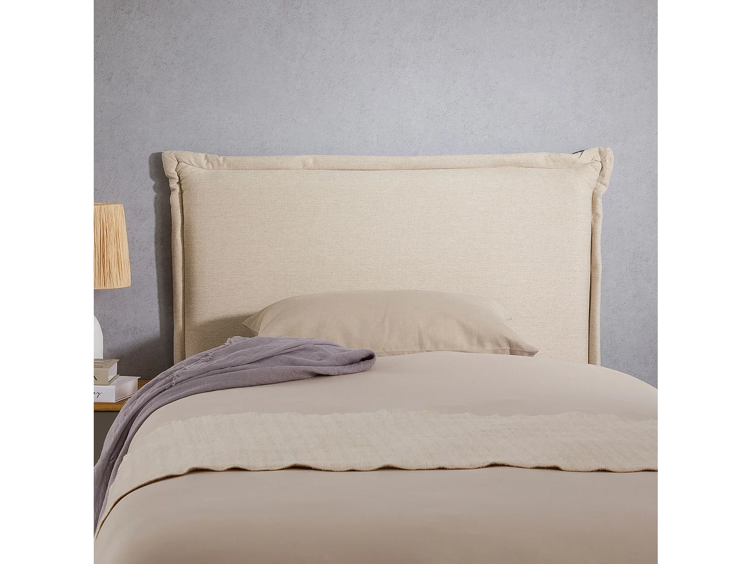 Tête de lit NERINA 90 rembourrée, En tissu polyester pour lit 90 cm, Sur pieds en bois, Écru