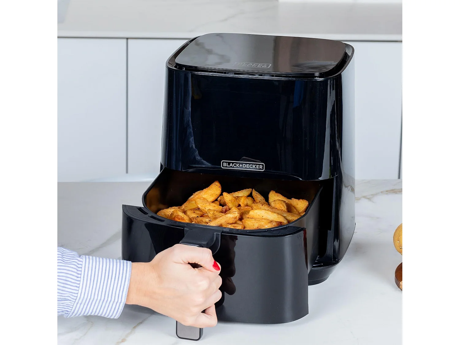 Black+decker Friteuse sans huile 5l 1300w noir - bxaf5000e