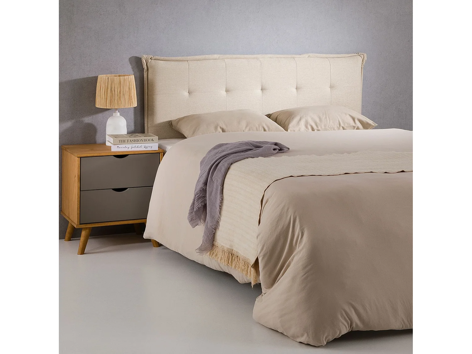 Tête de lit EBEYA 120 capitonnée, En tissu rembourré, Pieds en bois, Design élégant, Pour lits 120 cm, Écru