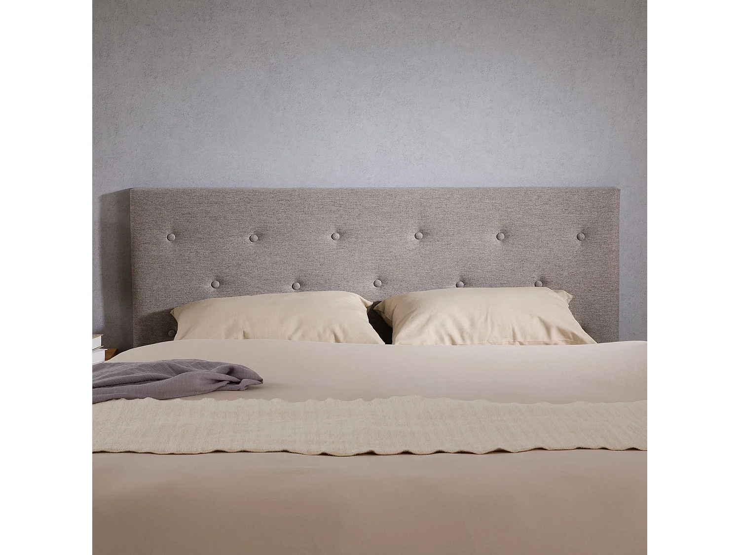 Tête de lit LULINE 160 capitonnée, En tissu rembourré, Pieds en bois, Design élégant, Pour lits 160 cm, Gris