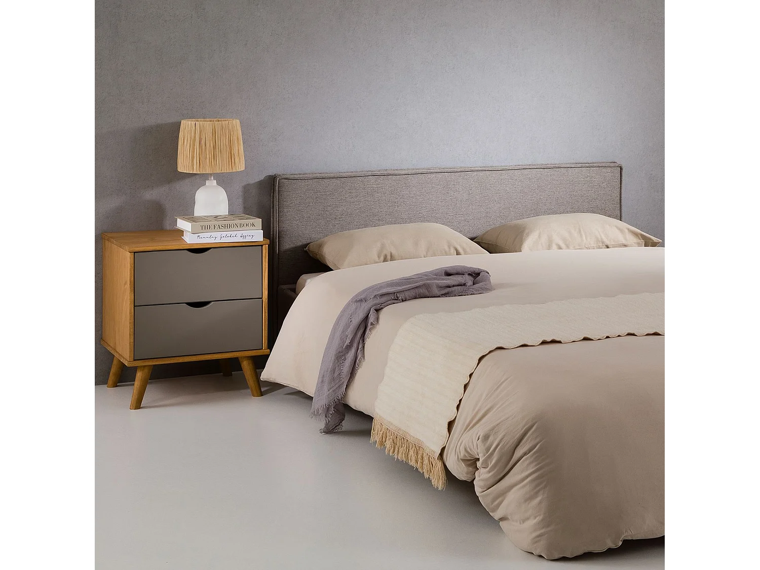 Tête de lit KLAO 160 rembourrée, En tissu polyester pour lit 160 cm, Sur pieds en plastique, Gris