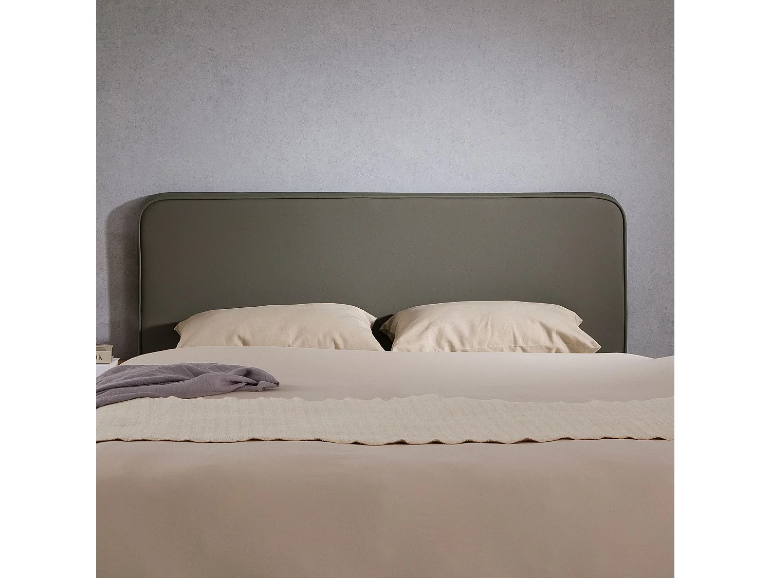 Tête de lit RIVEN 140, Rembourrée, Fixation murale, Design arrondi moderne, Pour lit 140 cm ou moins, Gris