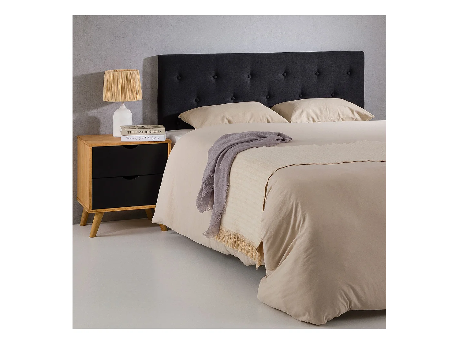 Tête de lit GAREK 120 capitonnée, En tissu rembourré, Pieds en bois, Design élégant, Pour lits 120 cm, Noir