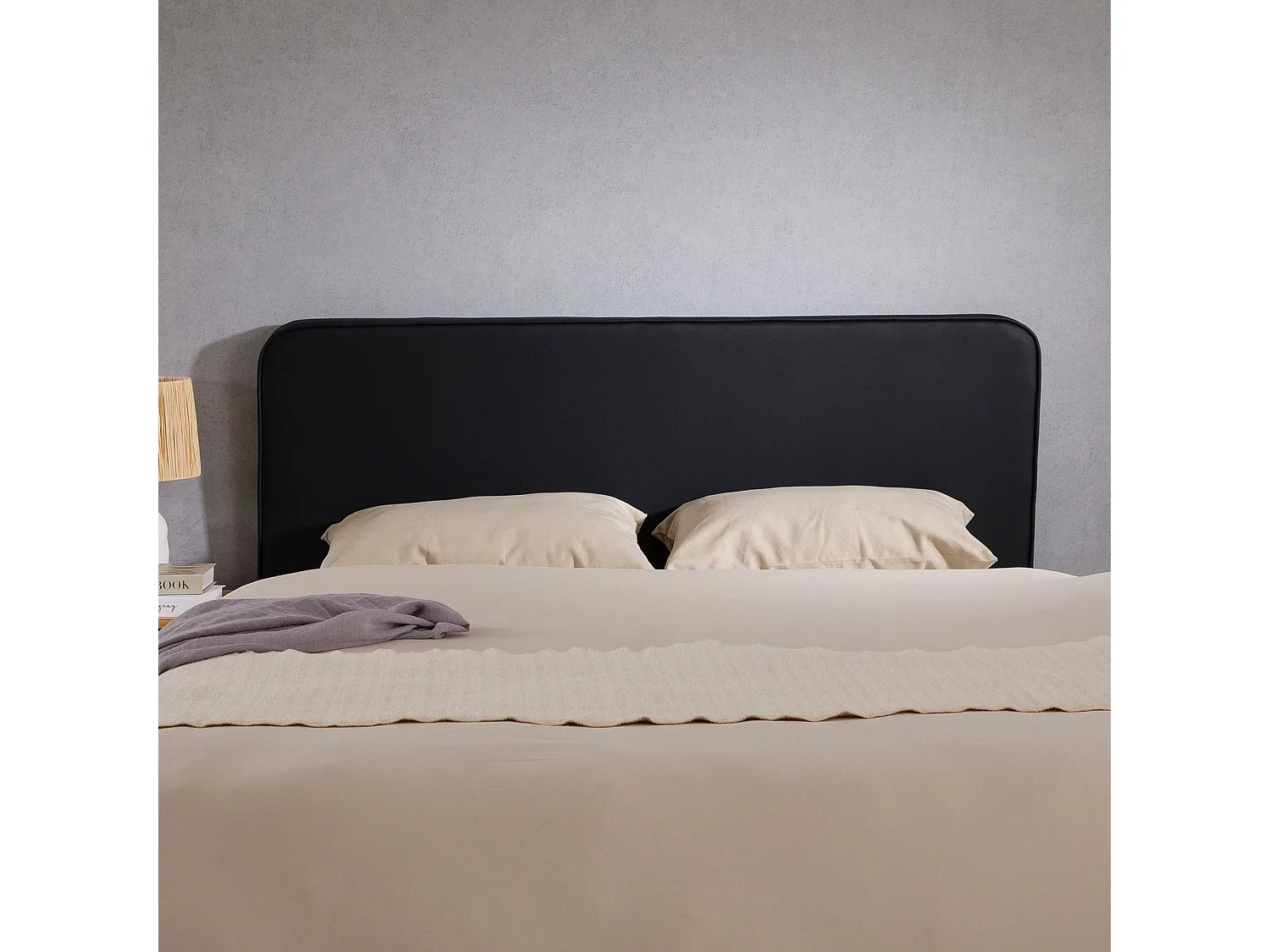 Tête de lit RIVEN 140, Rembourrée, Fixation murale, Design arrondi moderne, Pour lit 140 cm ou moins, Noir