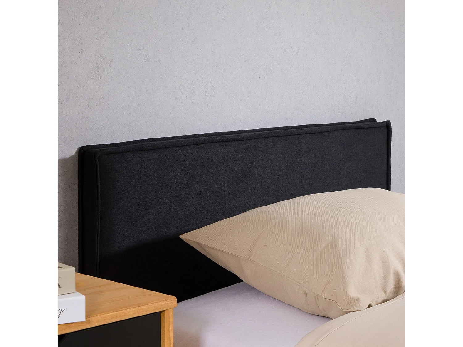 Tête de lit ANISA 90 rembourrée, En tissu polyester pour lit 90 cm, Sur pieds en plastique, Noir
