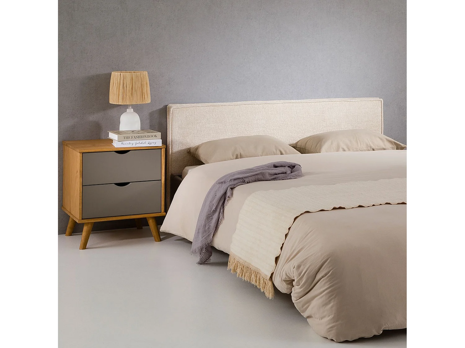 Tête de lit MIRENN 140 rembourrée, En tissu polyester pour lit 140 cm, Sur pieds en plastique, Blanc
