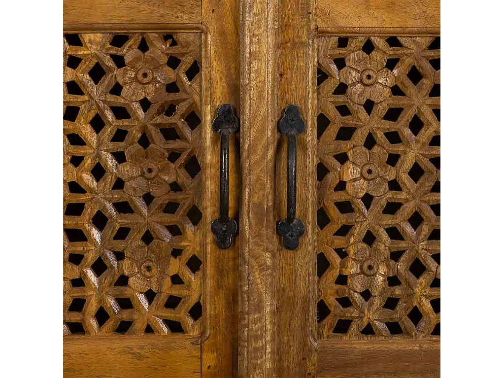 Schrank aus braunem Holz 110x45x180