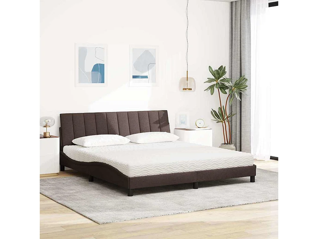 Lit avec matelas marron foncé 180x200 cm tissu