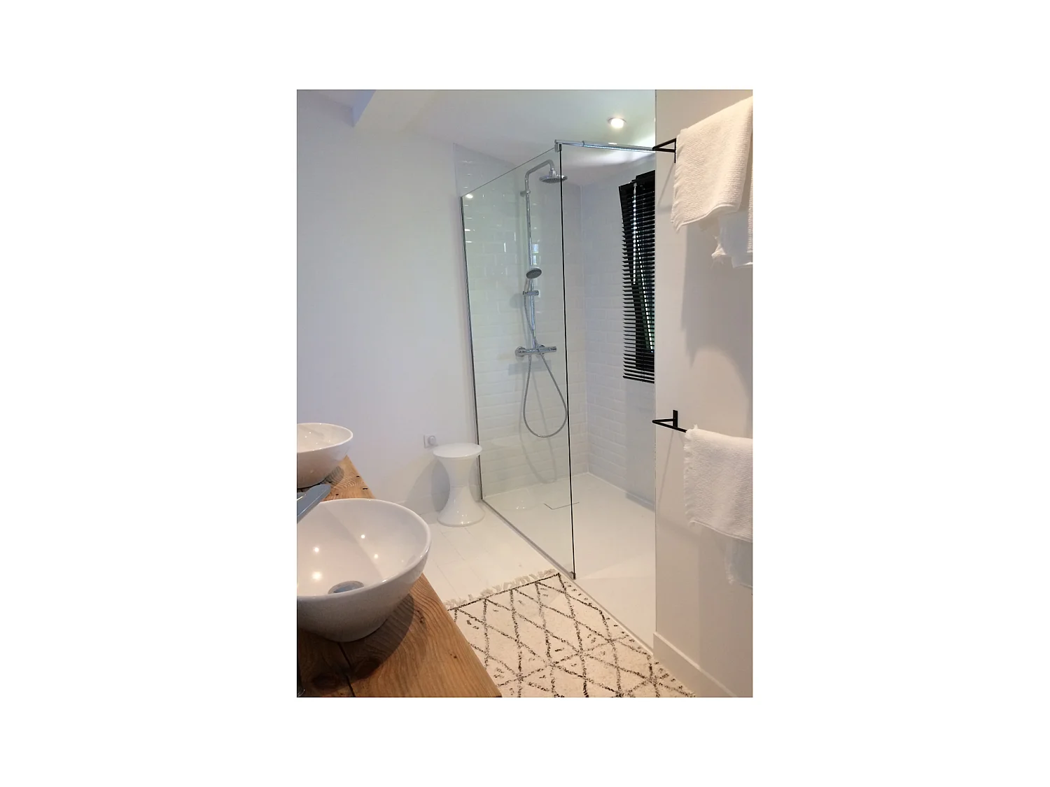 Receveur de douche 80 x 180 cm extra plat PIATTO en SoliCast® surface ardoisée blanc
