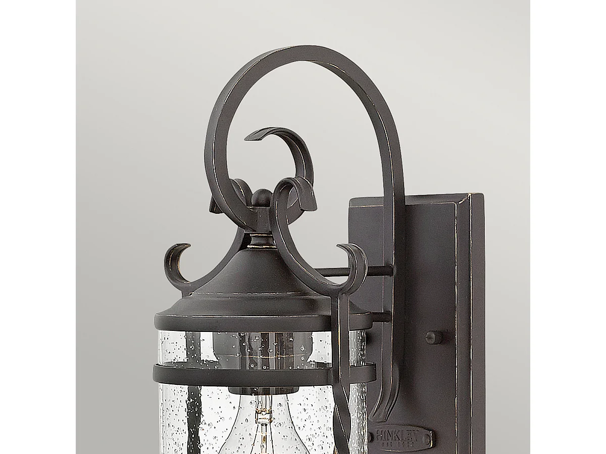 Casa Hinkley Outdoor 1 Licht Wandlaterne Olde Schwarz IP44