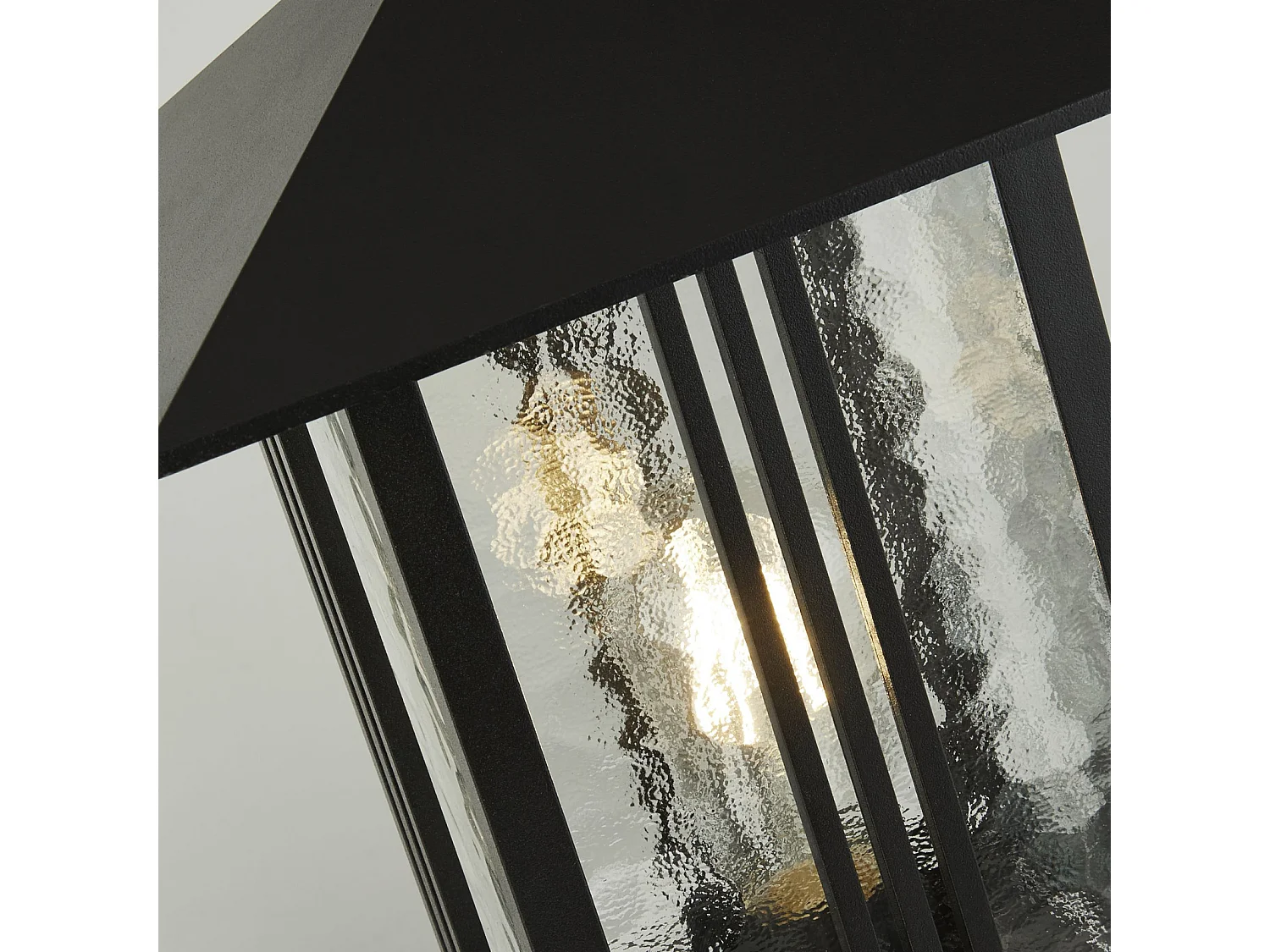 Searchlight Venice 1 palo da esterno leggero (altezza 450 mm) - nero con bicchiere d'acqua