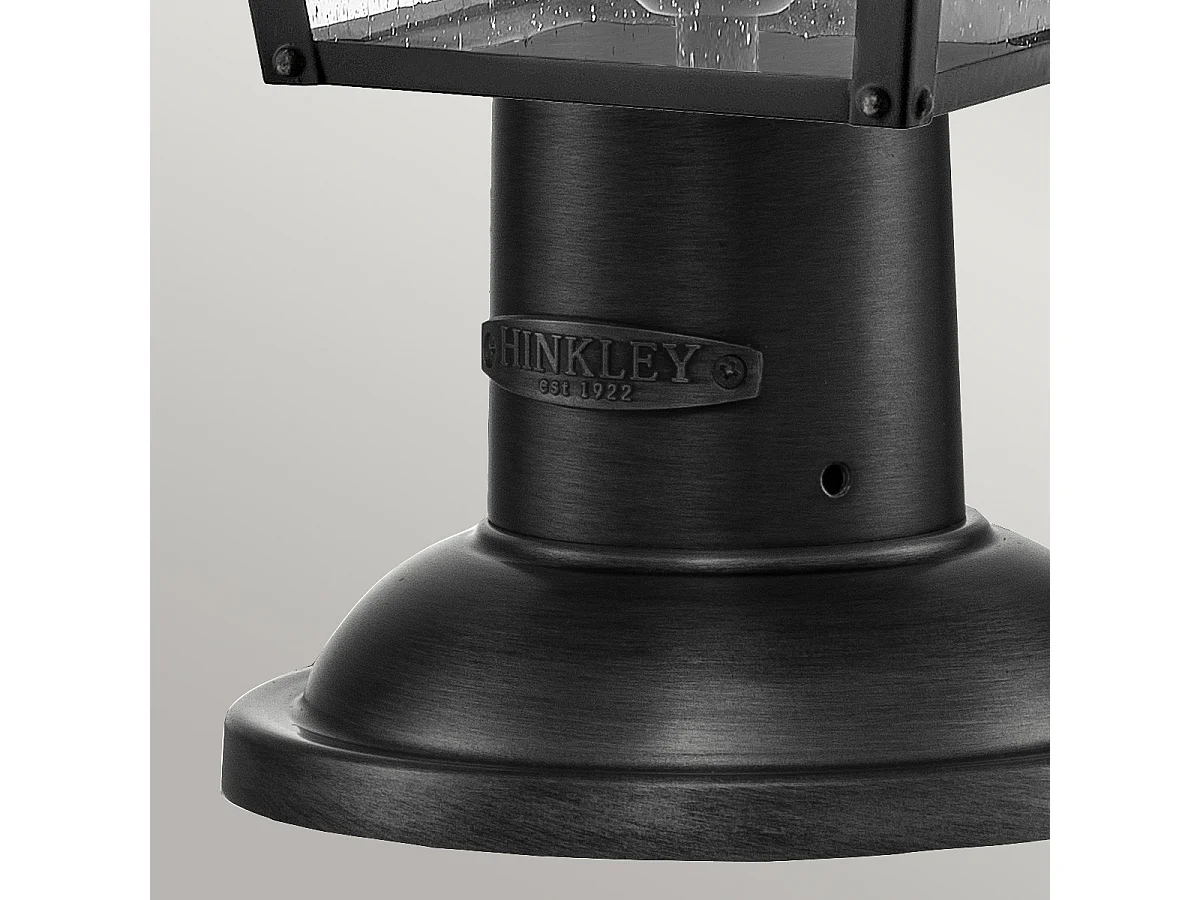 Elstead Hinkley Huntersfield Außen-Sockelleuchte Schwarz, IP44