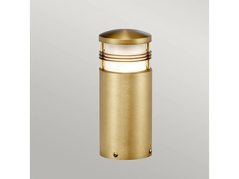 Elstead Newbrighton Outdoor Piedestal Light Antik mässing, IP55