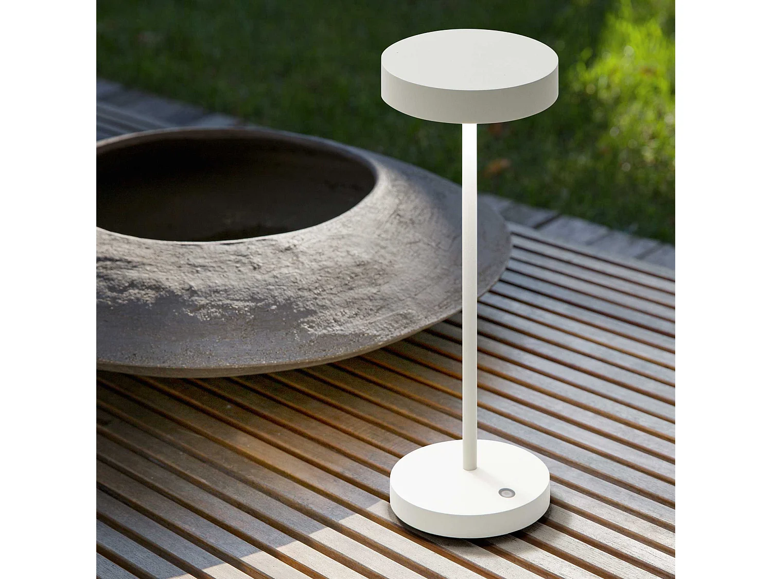 Ideal Lux TOFFEE Lampada LED Integrata da Esterno Portatile Bianca 230Lm 3000K IP54