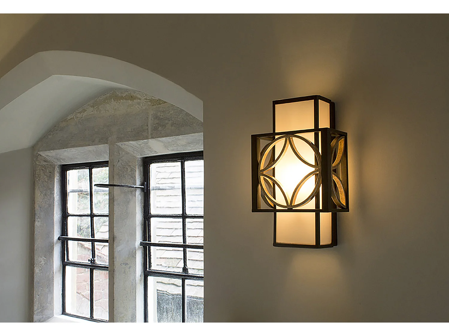 Elstead Remy - 1 Licht Innenwandleuchte Gold, Bronze