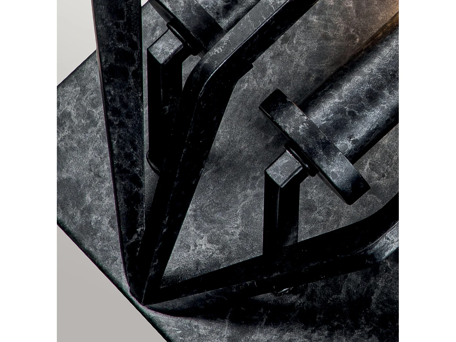 Elstead Quoizel Vanguard Lampada da parete Old Black