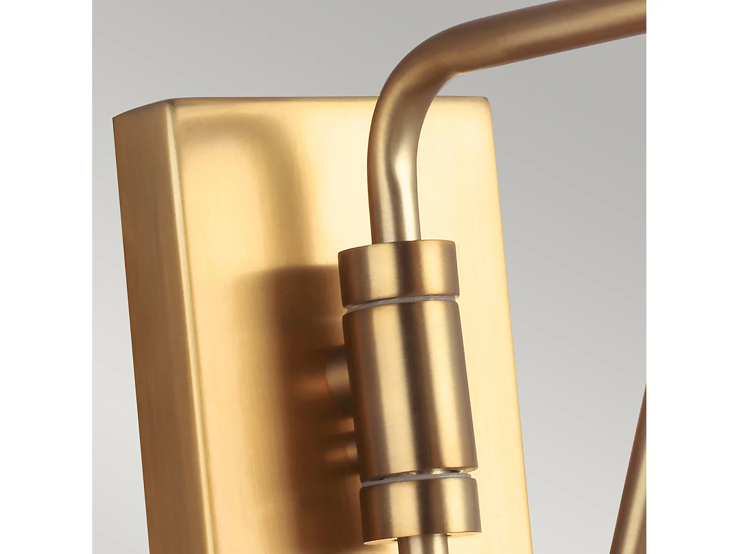 Elstead Joan 1 Licht Wandleuchte, Mitternachtsschwarz, brüniertes Messing, E27