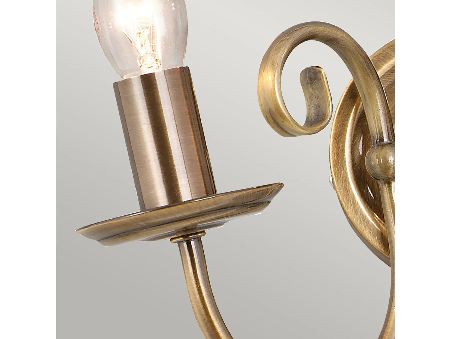 Elstead Artisan - Lampada da parete a candela da interni a 2 luci in ottone invecchiato, E14