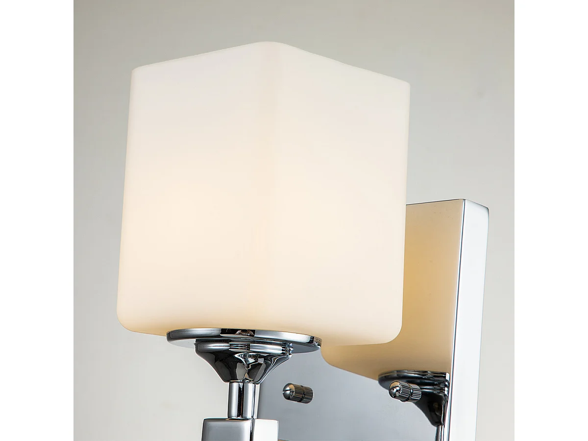 Elstead Kichler Marette Vägglampa med skärm polerad krom, IP44