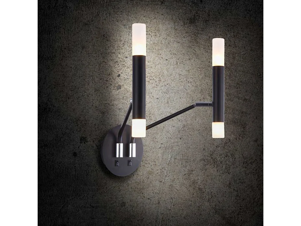 Maytoni Vigo Lampada da parete moderna a candela nera, paralume in vetro bianco opaco
