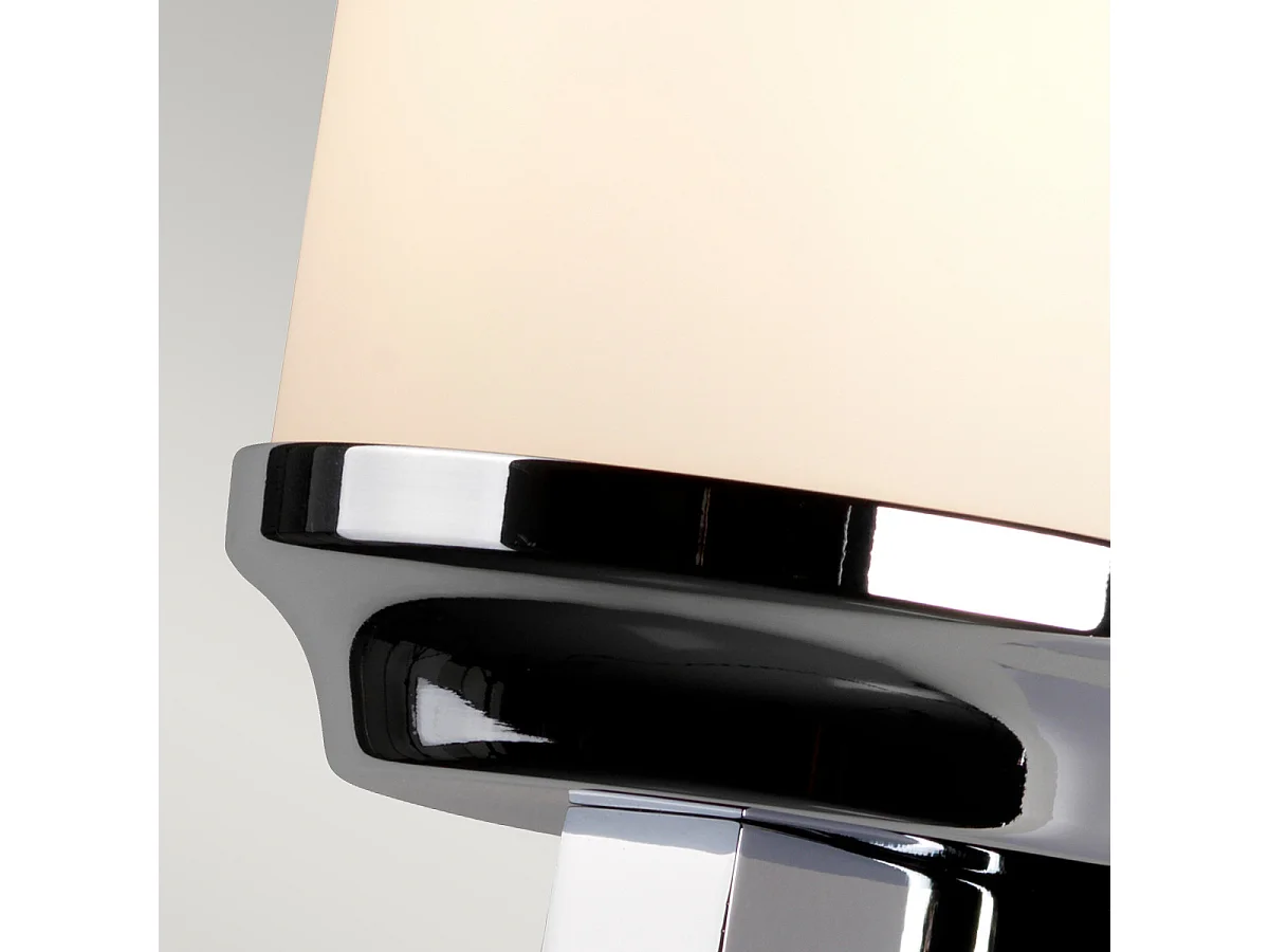 Elstead Amalia - Lampada da parete piccola per bagno IP44