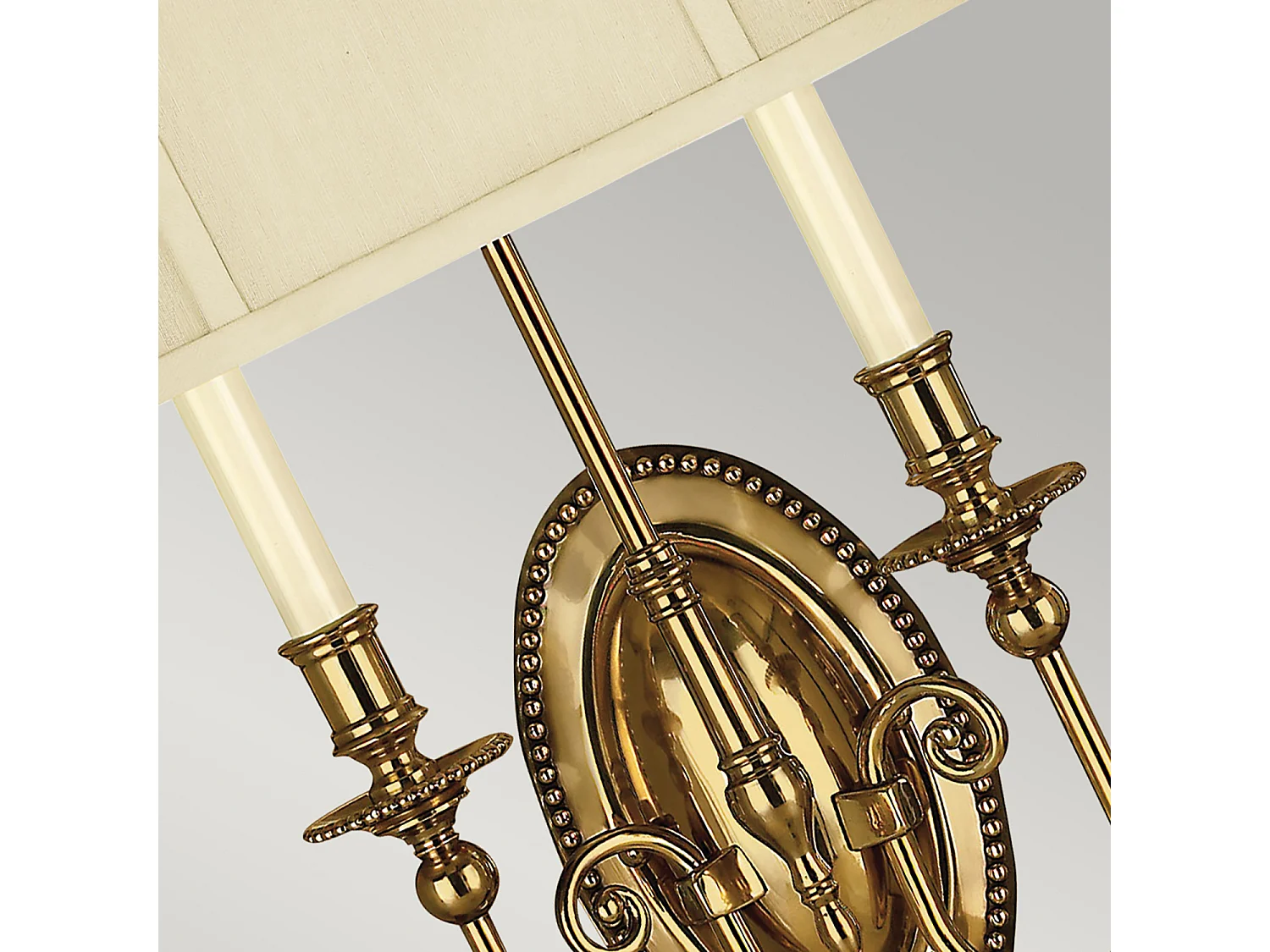 Applique a 2 luci Cambridge in ottone brunito