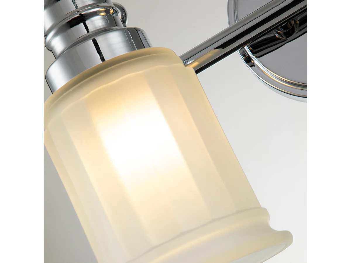 Elstead Quoizel Swell Vägglampa polerad krom, IP44