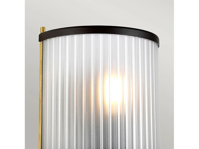 Applique a 1 luce Corona Flush, bronzo museale, vetro satinato