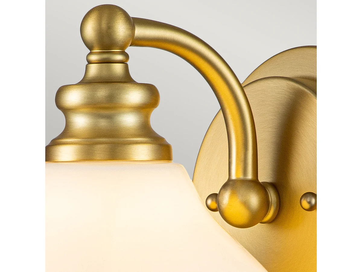 Elstead Hinkley Ainsley Lampada da parete in ottone spazzolato, IP44