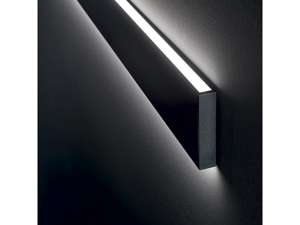 Dekorative lineare integrierte LED-Wandleuchte Schwarz, 4000K