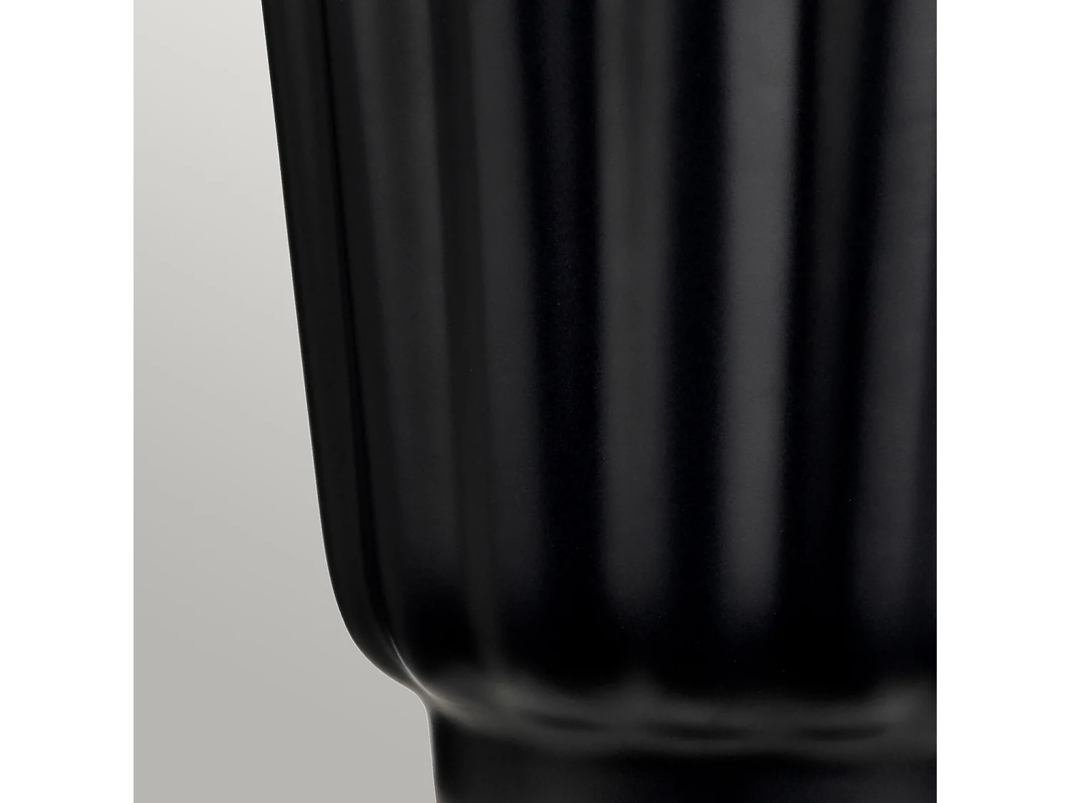 Bexley Lampada da tavolo a 1 luce nera, ottone spazzolato