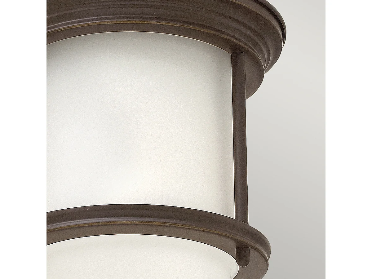 Hadrian Hinkley 1 licht Flush Mount Oil Rubbed Bronze mit Opalglas IP44