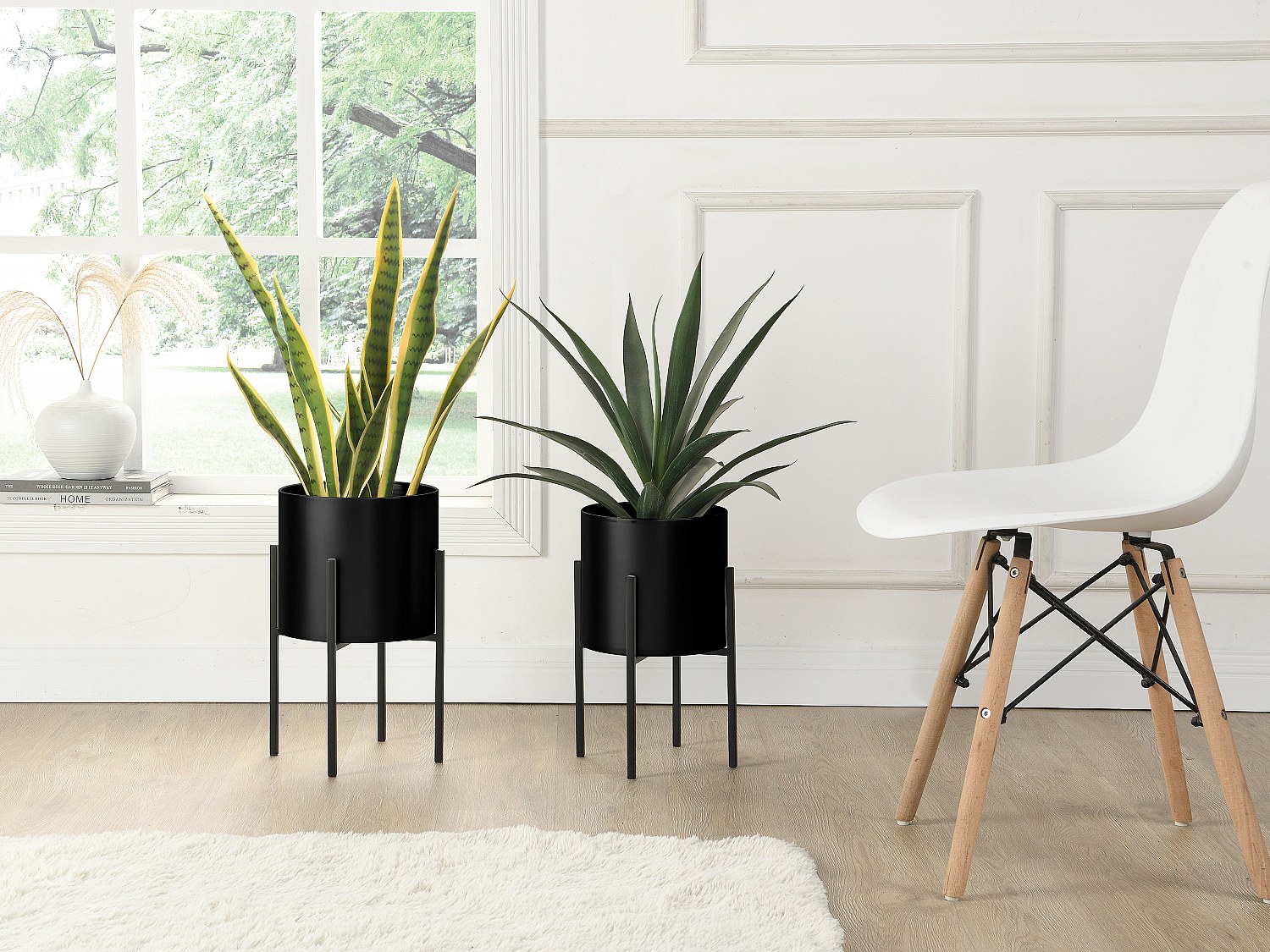 2er-Set - Übertöpfe mit Gestell - Metall - 25 x 39 & 23 x 35,5 - Mattschwar günstig online kaufen