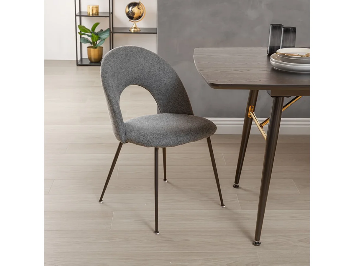 Lot de 4 chaises de salle à manger en tissu coloris gris, pied en métal coloris noir