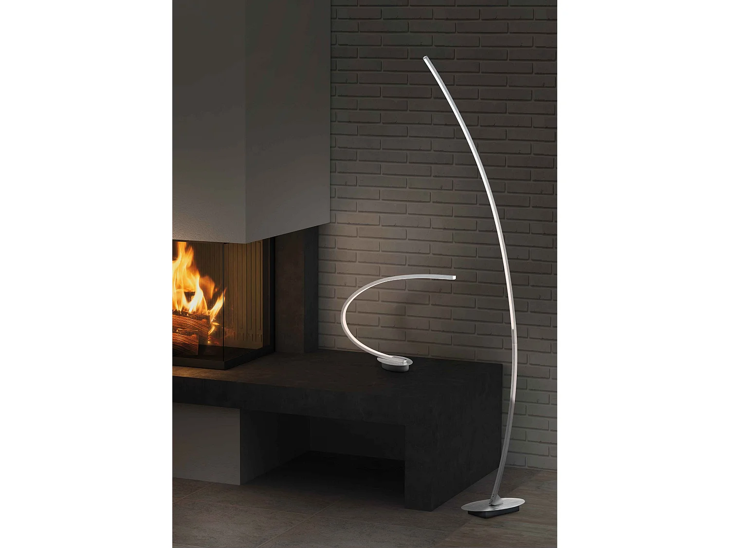 Piantana ad arco LED, metallo, alluminio spazzolato, H 158 cm, Solo