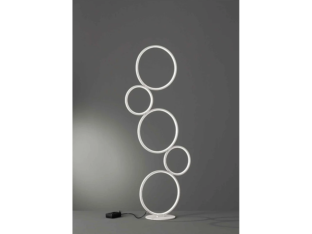 Piantana LED 5 cerchi, metallo, bianco opaco, H 115 cm, Rondo