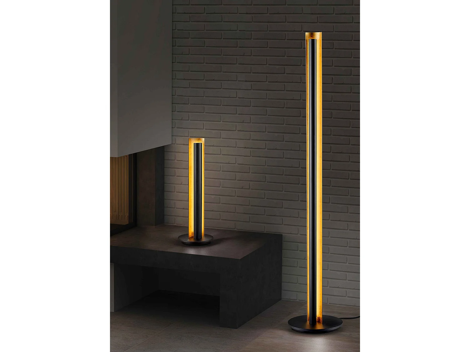 Piantana LED a colonna, metallo, nero e oro, H 142 cm, Texel