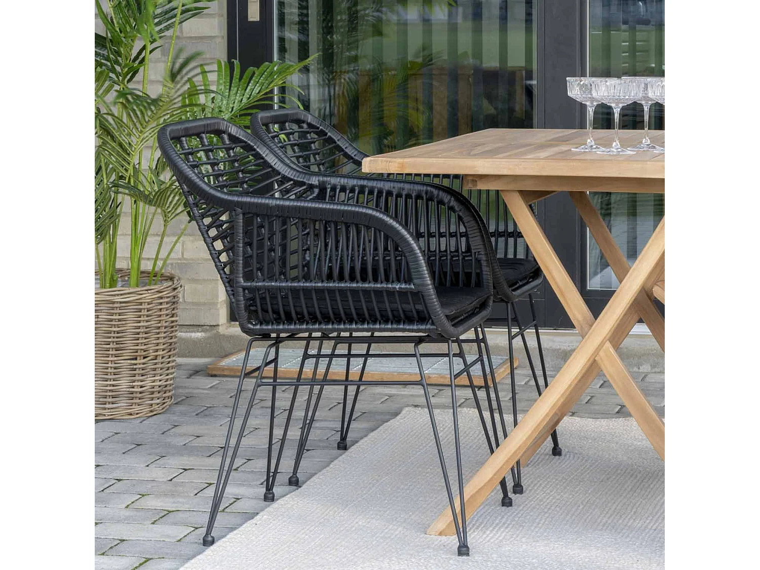 4 Fauteuils de jardin noirs TRIESTE
